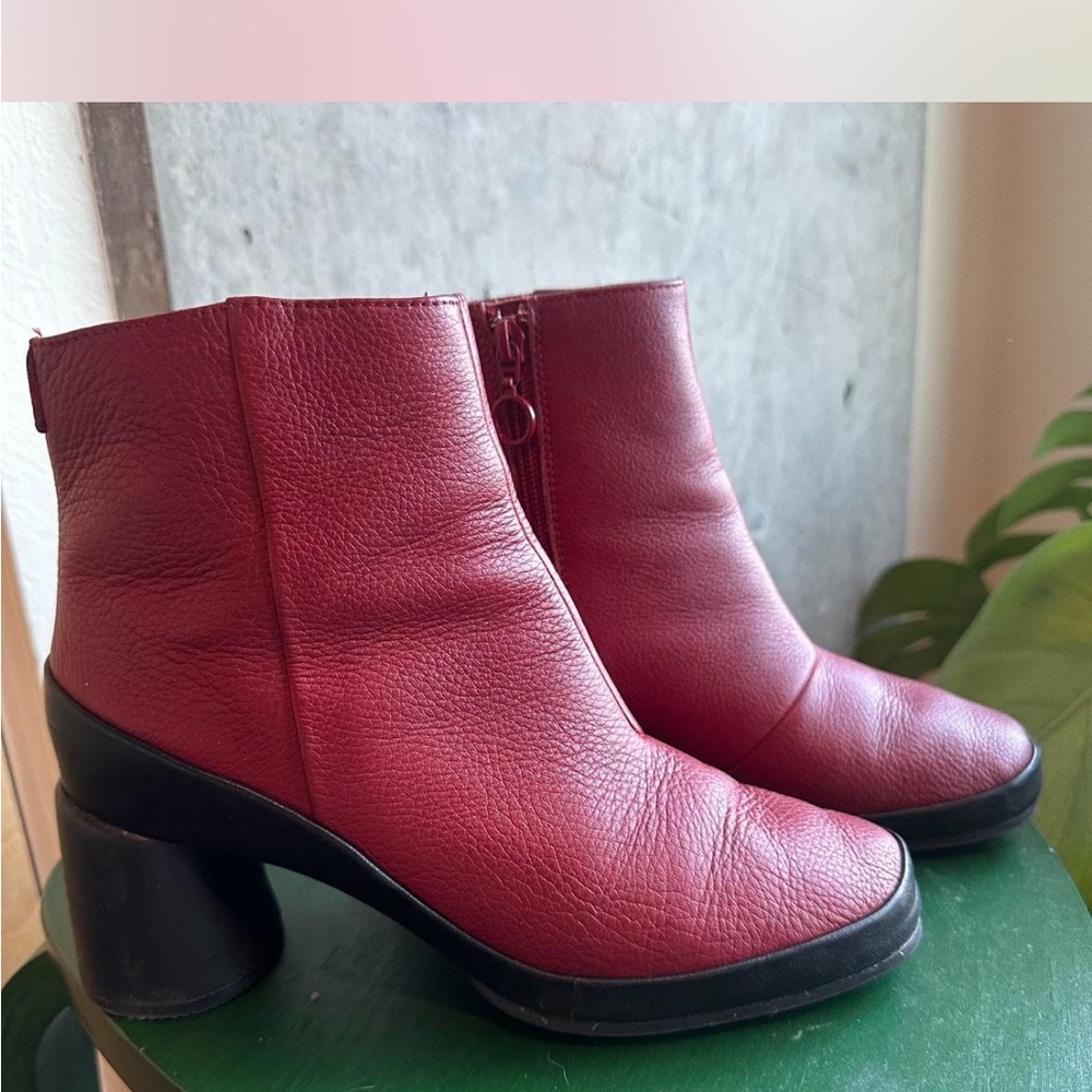Camper Burgundy Heeled Boots